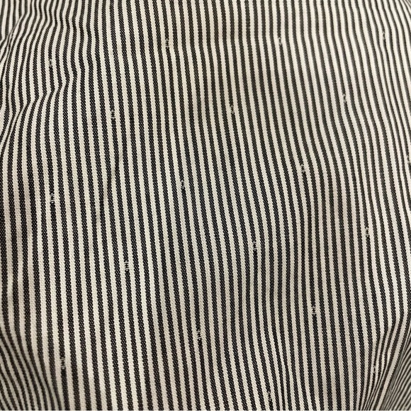 Perry Ellis Short Sleeve Pin Stripe Button Down Shirt Men’s Size XL Black White - Picture 3 of 8